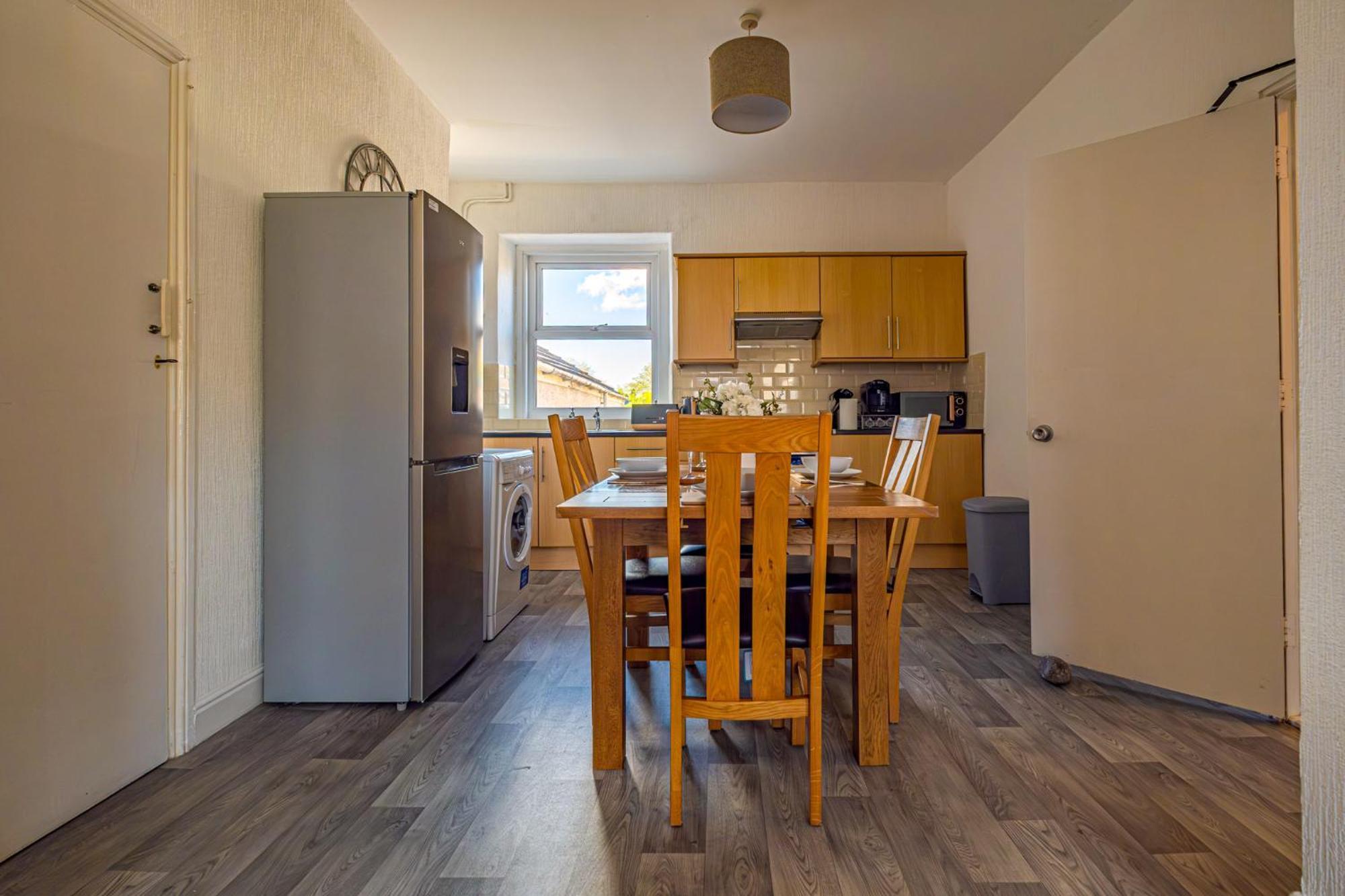 Castleview Coastal Comfort With 2 Parking Spaces Oystermouth Exterior photo