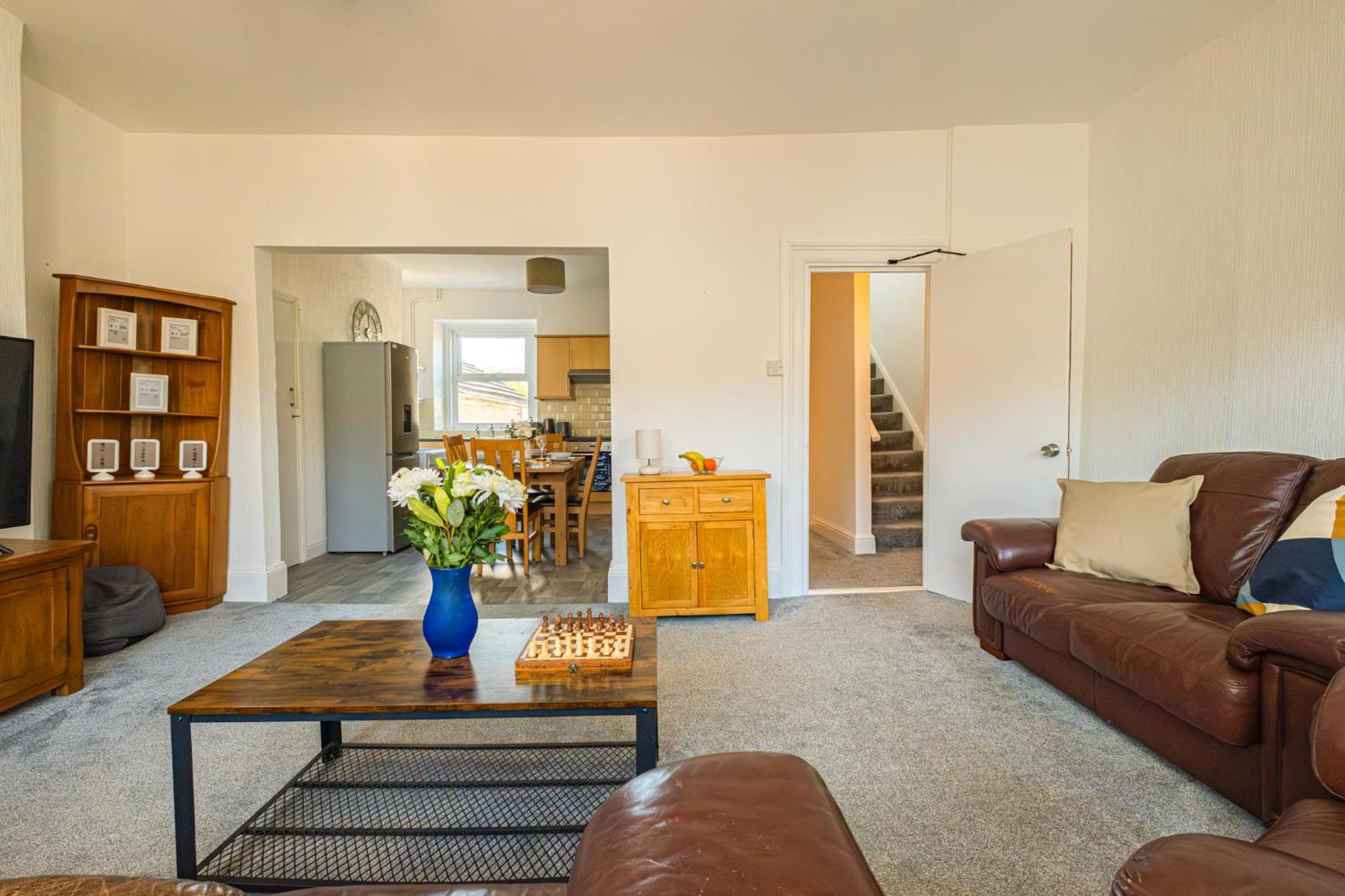 Castleview Coastal Comfort With 2 Parking Spaces Oystermouth Exterior photo